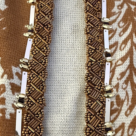 Chico's Tan and Cream Patterned jeweled Blazer NWT sz 2 - Picture 5 of 6